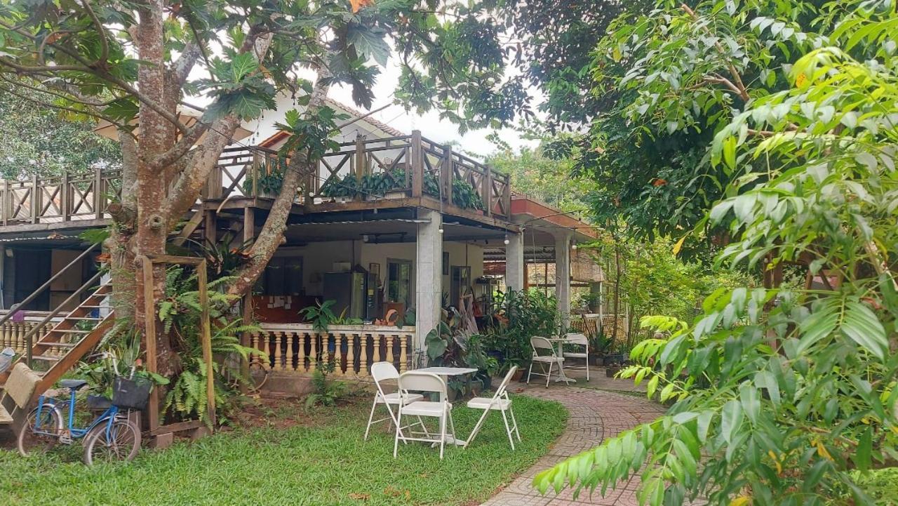 Vuon Nha Ngoai Garden Homestay Хошимин Екстериор снимка